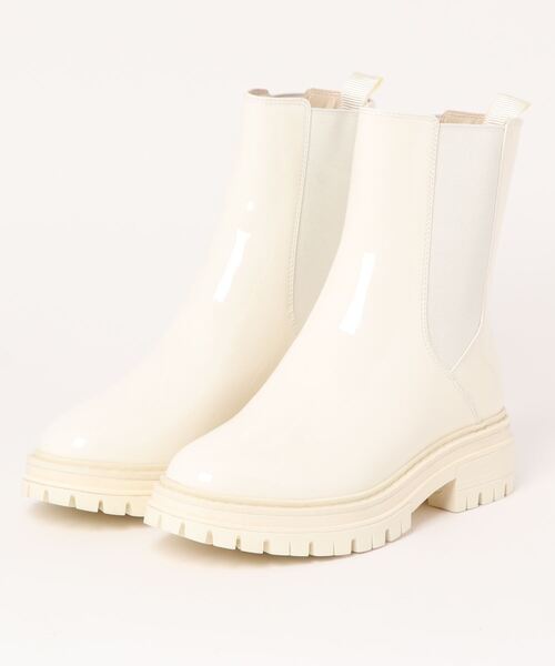 COLE HAAN（コールハーン）の「タホ フェザーフィール チェルシー ブーツ womens（ブーツ・レディース・ホワイト・7/7.5/8/6.5/6/5/5.5）」の4枚目の写真