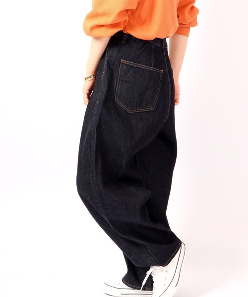 FUNALIVE(ファンアライブ)の「cotopone F/タックペグトップデニムパンツ(デニムパンツ・レディース・インディゴブルー/ネイビー系・2/1)」の5枚目の写真