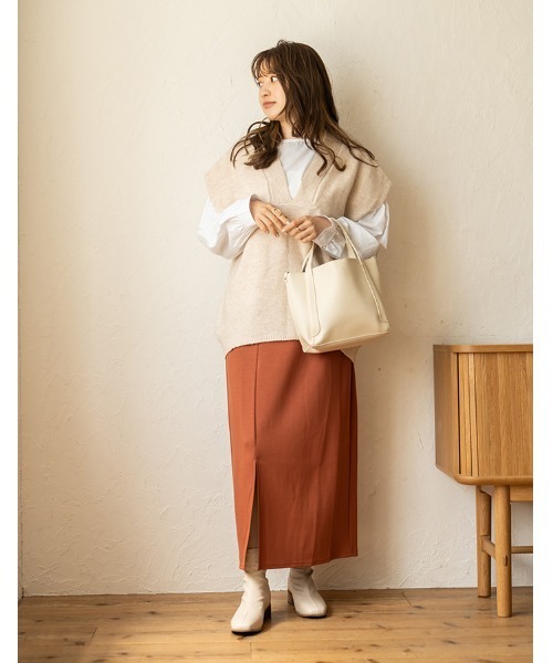 chocomee（チョコミー）の「v neck knit vest/ｖネックニットベスト（ベスト・レディース・アイボリー/ブラック・FREE）」の6枚目の写真