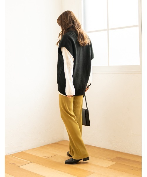 chocomee（チョコミー）の「v neck knit vest/ｖネックニットベスト（ベスト・レディース・アイボリー/ブラック・FREE）」の3枚目の写真