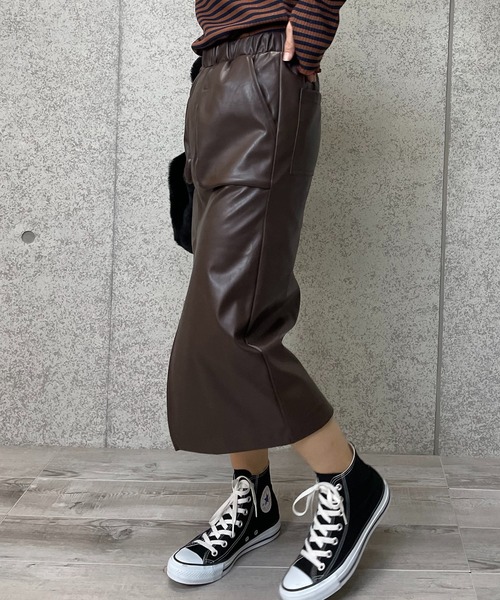 mi via loca（ミヴィアロカ）の「フェイクレザーポケットデザインスカート（スカート・レディース・ブラウン/キャメル・FREE）」の20枚目の写真