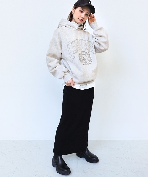 andme（アンドミー）の「裏起毛カレッジロゴ刺繍スウェットパーカー（パーカー・レディース・ブルー/ブラック/ボルドー/オートミール・M/L）」の16枚目の写真