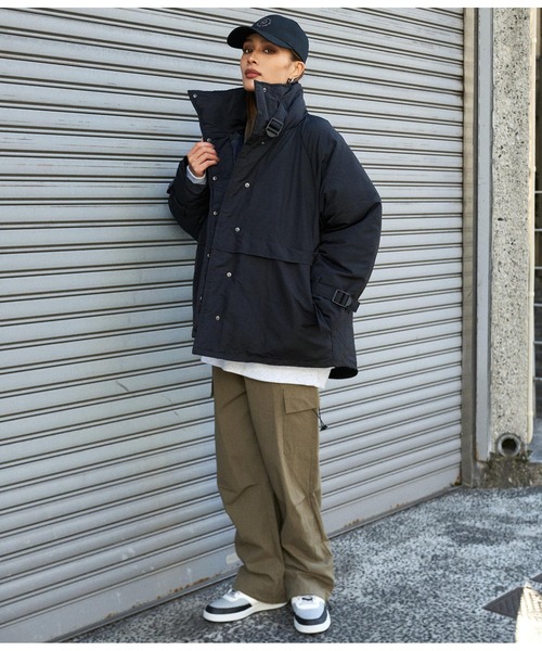 ANAP（アナップ）の「中綿スタンドベルトジャケット（ダウンジャケット/コート・レディース・アイボリー/ブラック/カーキ・FREE）」の10枚目の写真