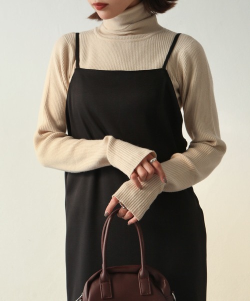 Chillfar(チルファー)の「ロングキャミワンピース(ワンピース・レディース・グレー/ブラック/カーキ/アイボリー/ダークブラウン・LARGE/MEDIUM)」の12枚目の写真