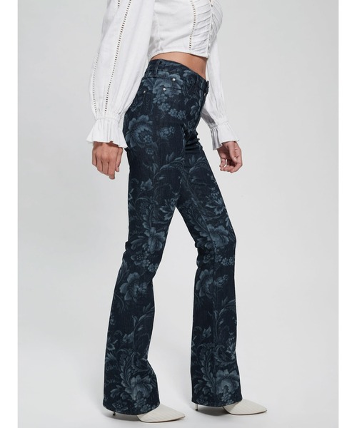 Guess（ゲス）の「Eco Adeline Floral High-Rise Flare Jeans（デニムパンツ・レディース・ブルー・25inch/26inch/27inch/24inch）」の12枚目の写真
