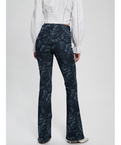 Guess（ゲス）の「Eco Adeline Floral High-Rise Flare Jeans（デニムパンツ・レディース・ブルー・25inch/26inch/27inch/24inch）」の5枚目の写真