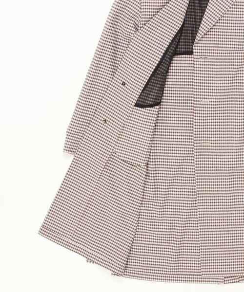 HEVO(イーヴォ)の「HEVO/OSTUNI シングルラグランチェックベルテッドコート(その他アウター・メンズ・ブラウン・46/48)」の3枚目の写真