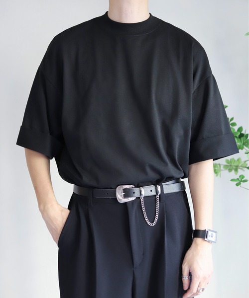 WONDER WONDER（ワンダーワンダー）の「ロールアップ袖 モックネックＴシャツ / Roll up Mock neck T-SHIRTS（Tシャツ/カットソー・メンズ・ブラック/レッド系/ホワイト/ベージュ・S/M/L）」の3枚目の写真