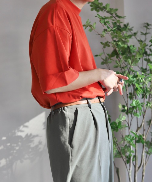 WONDER WONDER（ワンダーワンダー）の「ロールアップ袖 モックネックＴシャツ / Roll up Mock neck T-SHIRTS（Tシャツ/カットソー・メンズ・ブラック/レッド系/ホワイト/ベージュ・S/M/L）」の18枚目の写真