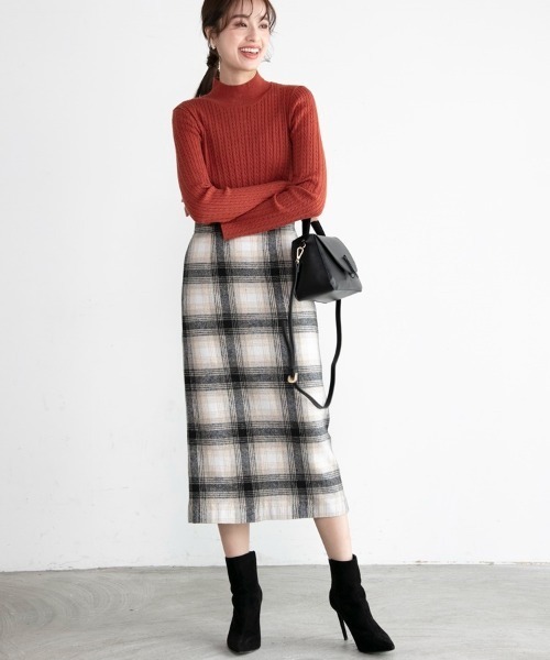 M.deux（エムドゥ）の「◇起毛チェック柄タイトスカート◇（スカート・レディース・ピンク/ブラック・MEDIUM）」の2枚目の写真