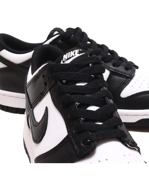 NIKE(ナイキ)の「NIKE DUNK LOW (GS) / ナイキ ダンク LOW GS 【SP】(スニーカー・レディース・ホワイト・22.5cm/25.0cm/24.5cm/24.0cm/23.5cm/23.0cm)」の9枚目の写真