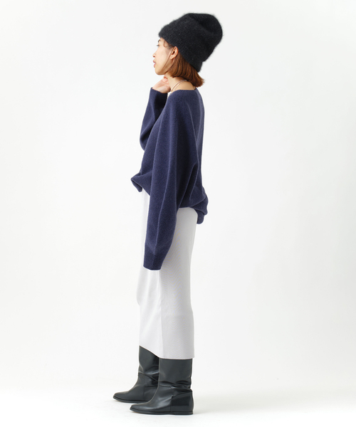 IENA（イエナ）の「ファインゲージフルニードルニットスカート（スカート・レディース・アイボリー/ブルー/ライトグレー・FREE）」の12枚目の写真