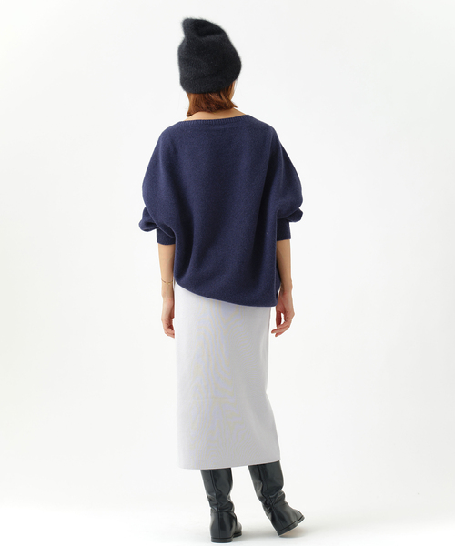 IENA（イエナ）の「ファインゲージフルニードルニットスカート（スカート・レディース・アイボリー/ブルー/ライトグレー・FREE）」の17枚目の写真