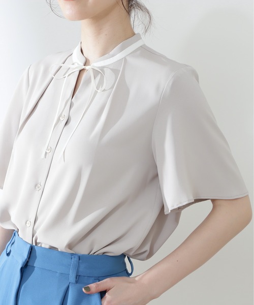 N.(N. Natural Beauty Basic)(エヌエヌナチュラルビューティーベーシック)の「◆バイカラーリボンブラウス(シャツ/ブラウス・レディース・ナチュラル/ライトベージュ/ドット/ライトグリーン・MEDIUM)」の10枚目の写真
