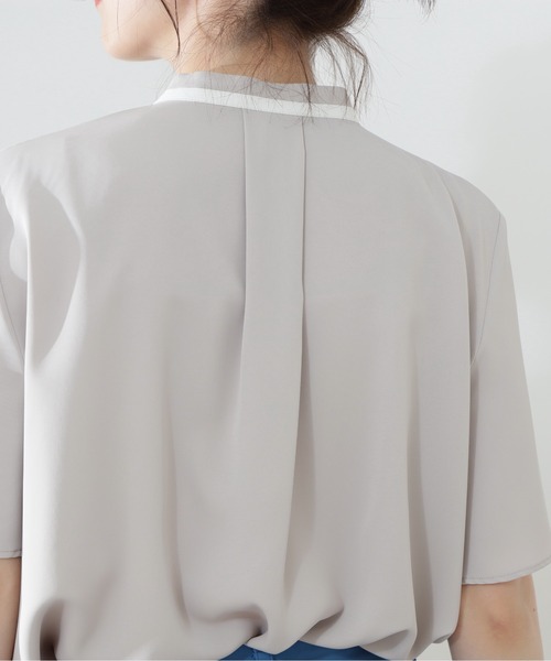 N.(N. Natural Beauty Basic)(エヌエヌナチュラルビューティーベーシック)の「◆バイカラーリボンブラウス(シャツ/ブラウス・レディース・ナチュラル/ライトベージュ/ドット/ライトグリーン・MEDIUM)」の21枚目の写真