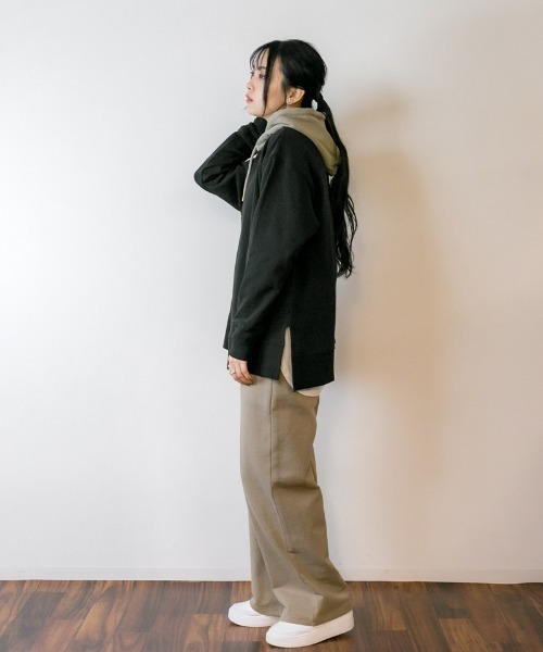 atONE(アットワン)の「atONE 裏起毛配色パーカー(パーカー・レディース・ライトカーキ/ブラック/杢グレー/ライトベージュ・M-L/4L~5L/LL~3L)」の10枚目の写真