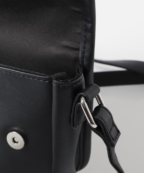 SENSE OF PLACE by URBAN RESEARCH(センスオブプレイスバイアーバンリサーチ)の「マルチショルダーバッグ(ショルダーバッグ・メンズ・ブラック・ONE)」の8枚目の写真