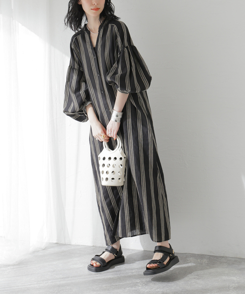 JOURNAL STANDARD（ジャーナルスタンダード）の「ドビーストライプワンピース（シャツワンピース・レディース・ホワイト/ブラック/ベージュ・FREE）」の3枚目の写真