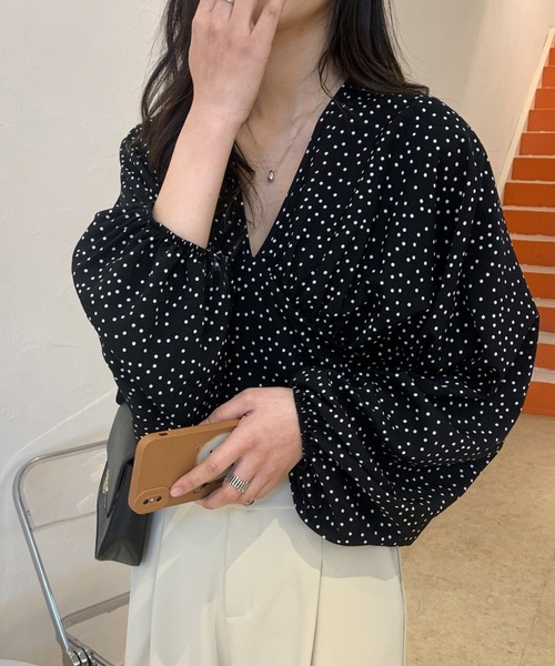 ABITOKYO（アビトーキョー）の「バックリボンドット柄Vネックブラウス（シャツ/ブラウス・レディース・ホワイト/ブラック・FREE）」の14枚目の写真
