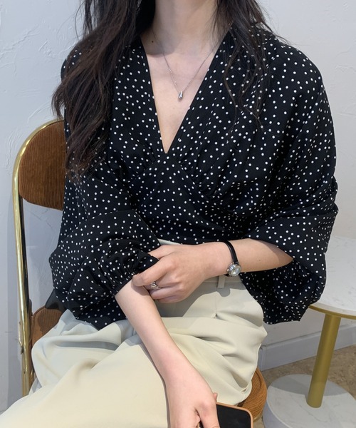 ABITOKYO（アビトーキョー）の「バックリボンドット柄Vネックブラウス（シャツ/ブラウス・レディース・ホワイト/ブラック・FREE）」の16枚目の写真