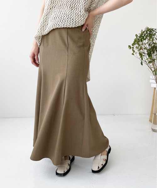 Meli rich（メリーリッチ）の「リネンライクマーメイドスカート（スカート・レディース・ブラウン/ブラック/カーキ/アイボリー/グレイッシュベージュ・MEDIUM）」の4枚目の写真