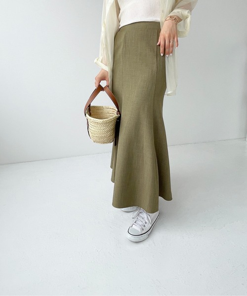Meli rich（メリーリッチ）の「リネンライクマーメイドスカート（スカート・レディース・ブラウン/ブラック/カーキ/アイボリー/グレイッシュベージュ・MEDIUM）」の17枚目の写真
