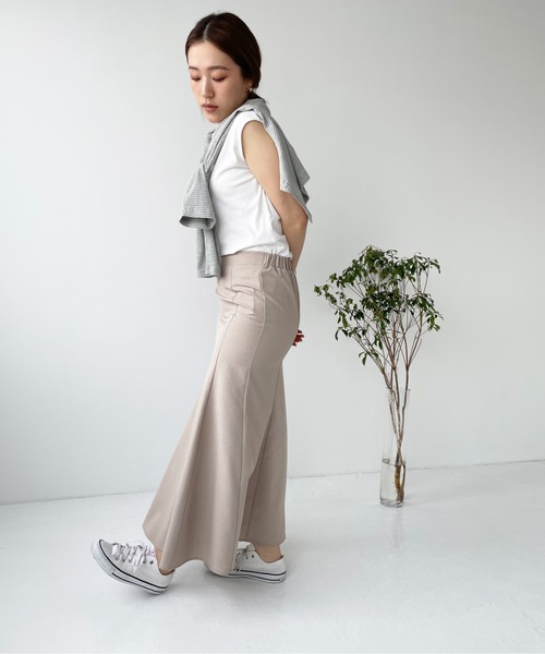 Meli rich（メリーリッチ）の「リネンライクマーメイドスカート（スカート・レディース・ブラウン/ブラック/カーキ/アイボリー/グレイッシュベージュ・MEDIUM）」の11枚目の写真