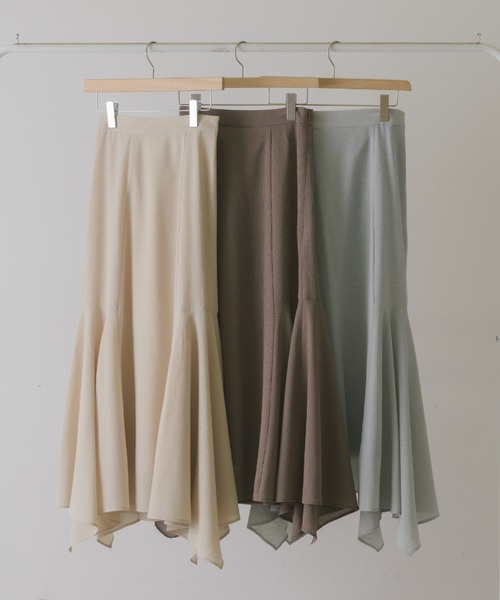 idem（イデム）の「sheer check random flare skirt/シアーチェックスカート（スカート・レディース・ベージュ/ブラウン/ブルー・FREE/SMALL）」の8枚目の写真