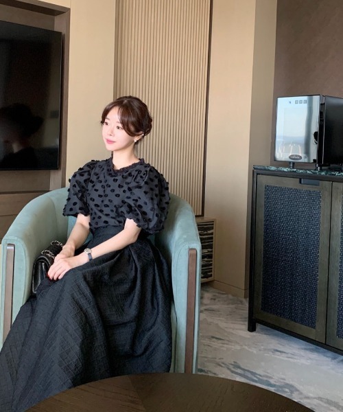 ROOPTOKYO（ループトウキョウ）の「ドット模様パフスリーブ半袖ブラウス（シャツ/ブラウス・レディース・アイボリー/ブラック・FREE）」の17枚目の写真