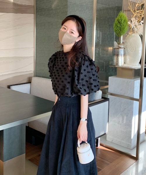 ROOPTOKYO（ループトウキョウ）の「ドット模様パフスリーブ半袖ブラウス（シャツ/ブラウス・レディース・アイボリー/ブラック・FREE）」の7枚目の写真