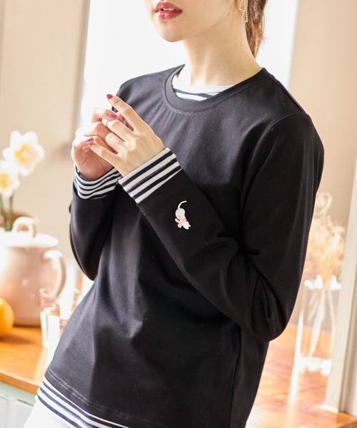 tocco closet(トッコ クローゼット)の「袖口ワンポイント刺繍ボディケアカットソー(Tシャツ/カットソー・レディース・イエロー/ホワイト系4/ブラック系1/ブラック系3/ピンク/ホワイト系1/ホワイト系2/グレイッシュブルー/ホワイト系3/ブラック系2/ブラック系4/チャコールグレー・M)」の9枚目の写真