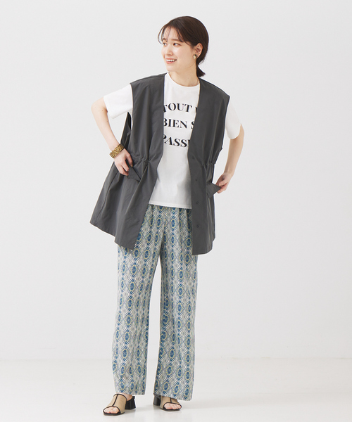 abahouse mavie（アバハウスマヴィ）の「コンパクトロゴＴシャツ（Tシャツ/カットソー・レディース・ホワイト系その他/チャコールグレー/グレー/ホワイト系その他2・フリー）」の6枚目の写真