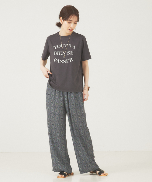 abahouse mavie（アバハウスマヴィ）の「コンパクトロゴＴシャツ（Tシャツ/カットソー・レディース・ホワイト系その他/チャコールグレー/グレー/ホワイト系その他2・フリー）」の8枚目の写真