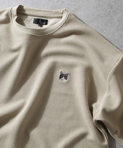 ZIP FIVE(ジップファイブ)の「【ZIP FIVE】 ドライワッフル ビッグシルエット クルー & ヘンリー ワンポイント 動物 刺繍 半袖 Tシャツ 猫 / キツネ(Tシャツ/カットソー・レディース・オートミール/チャコール/イエロー/ベージュ/ブラック系/イエロー系/ブルー系/イエロー系1/ベージュ系/アイボリー系1/グレー系1/ブラック系1/ベージュ系2/アイボリー/ブラック/ホワイト系/ホワイト系1/アイボリー系2/ホワイト系2/アイボリー系/ベージュ系1/ブラック系2/イエロー系2/ブルー系2・MEDIUM/LARGE)」の15枚目の写真