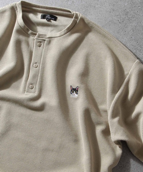 ZIP FIVE(ジップファイブ)の「【ZIP FIVE】 ドライワッフル ビッグシルエット クルー & ヘンリー ワンポイント 動物 刺繍 半袖 Tシャツ 猫 / キツネ(Tシャツ/カットソー・レディース・オートミール/チャコール/イエロー/ベージュ/ブラック系/イエロー系/ブルー系/イエロー系1/ベージュ系/アイボリー系1/グレー系1/ブラック系1/ベージュ系2/アイボリー/ブラック/ホワイト系/ホワイト系1/アイボリー系2/ホワイト系2/アイボリー系/ベージュ系1/ブラック系2/イエロー系2/ブルー系2・MEDIUM/LARGE)」の16枚目の写真