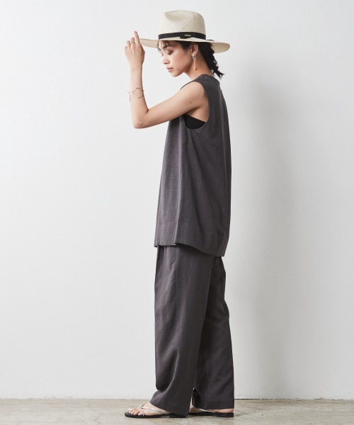 CHIC STYLE（シックスタイル）の「＜大きいサイズ＞レーヨン麻V