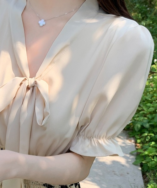 DAY CLOSET(デイ クローゼット)の「レディース 花柄ボウタイセットアップ風ワンピース(ワンピース・レディース・キナリ・S/M/XL/L)」の12枚目の写真
