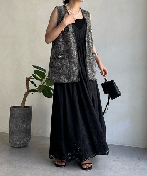 DouDou（ドゥドゥ）の「ツイードジレ（ベスト・レディース・ブラック/グレイッシュベージュ・FREE）」の4枚目の写真