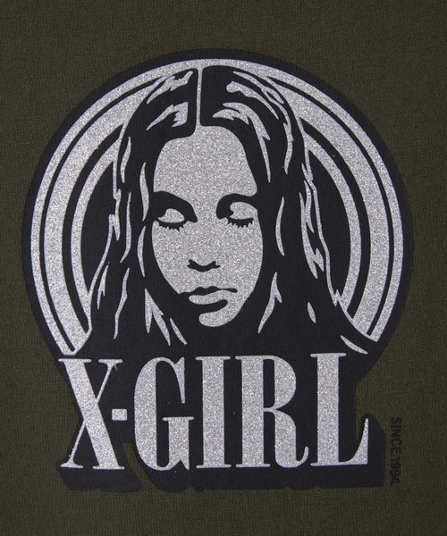 X-girl(エックスガール)の「GLITTER CIRCLE BACKGROUND FACE LOGO S/S BABY TEE(Tシャツ/カットソー・レディース・オリーブ/チャコール/ホワイト・S/M)」の4枚目の写真
