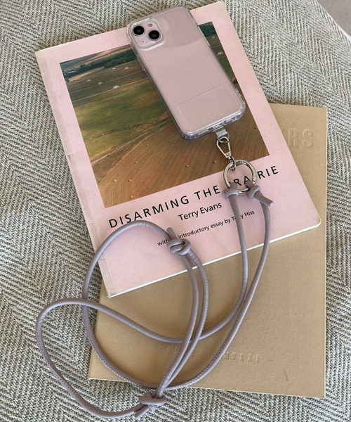 Me%(ミィパーセント)の「【サイズ調節可能】コードモバイルストラップ 968039(スマホグッズ・レディース・ブラウン/ブラック/パープル/グレー/アイボリー・FREE)」の5枚目の写真