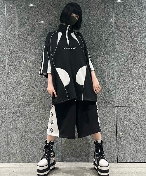 REFLEM(レフレム)の「『REFLEM/レフレム』アーチ切替ハーフジップTEE(Tシャツ/カットソー・レディース・ホワイト/ライトブルー/ブラック・FREE)」の17枚目の写真