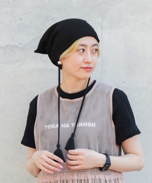 OVERRIDE（オーバーライド）の「【mini12月号掲載】OVERRIDE KNIT LOOSE CAT BEANIE SG / オーバーライド（ニットキャップ/ビーニー・レディース・グレー/ブラック/レッド・57~59cm）」の5枚目の写真