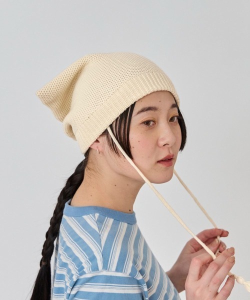 OVERRIDE（オーバーライド）の「【mini12月号掲載】OVERRIDE KNIT LOOSE CAT BEANIE SG / オーバーライド（ニットキャップ/ビーニー・レディース・グレー/ブラック/レッド・57~59cm）」の18枚目の写真