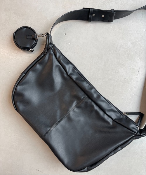 CPCM（シーピーシーエム）の「コインケース付きショルダーバッグ（ショルダーバッグ・メンズ・ブラック/ブラウン・FREE）」の5枚目の写真