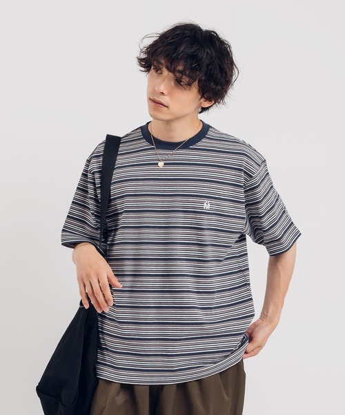 MUHET(ミュエータ)の「マルチボーダーTシャツ(Tシャツ/カットソー・レディース・ネイビー/カーキ・MEDIUM/X-LARGE)」の1枚目の写真