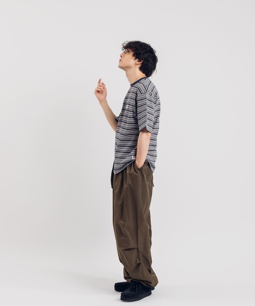 MUHET(ミュエータ)の「マルチボーダーTシャツ(Tシャツ/カットソー・レディース・ネイビー/カーキ・MEDIUM/X-LARGE)」の16枚目の写真