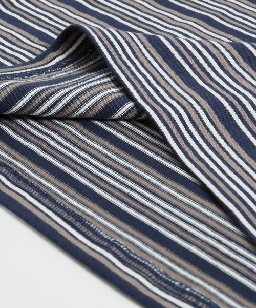 MUHET(ミュエータ)の「マルチボーダーTシャツ(Tシャツ/カットソー・レディース・ネイビー/カーキ・MEDIUM/X-LARGE)」の22枚目の写真