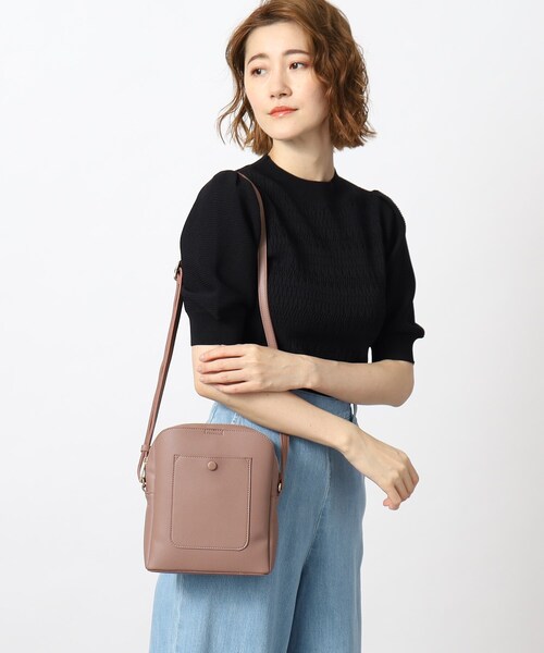 grove（グローブ）の「◆スクエアフォルムのトレンドのシンプルコンパクトショルダー（ショルダーバッグ・レディース・ブラック/ライトグレー/ピンク系/ベージュ系その他7/ブルー/レッド系1・00）」の16枚目の写真