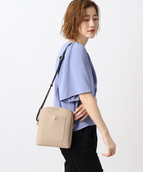 grove（グローブ）の「◆スクエアフォルムのトレンドのシンプルコンパクトショルダー（ショルダーバッグ・レディース・ブラック/ライトグレー/ピンク系/ベージュ系その他7/ブルー/レッド系1・00）」の19枚目の写真