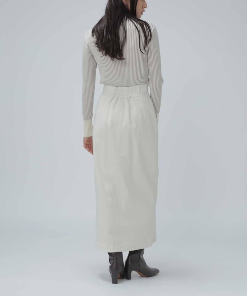 NATURAL BEAUTY BASIC（ナチュラルビューティーベーシック）の「◇ハイウエストデニムナロースカート（デニムスカート・レディース・ネイビー/オフホワイト・SMALL/MEDIUM）」の12枚目の写真